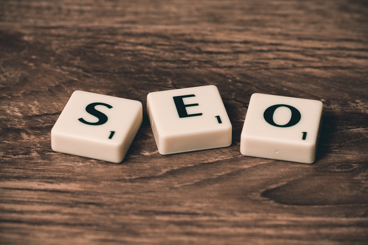 Felipe’s Friday Forage: How Search Engines Decide Who Wears the Crown